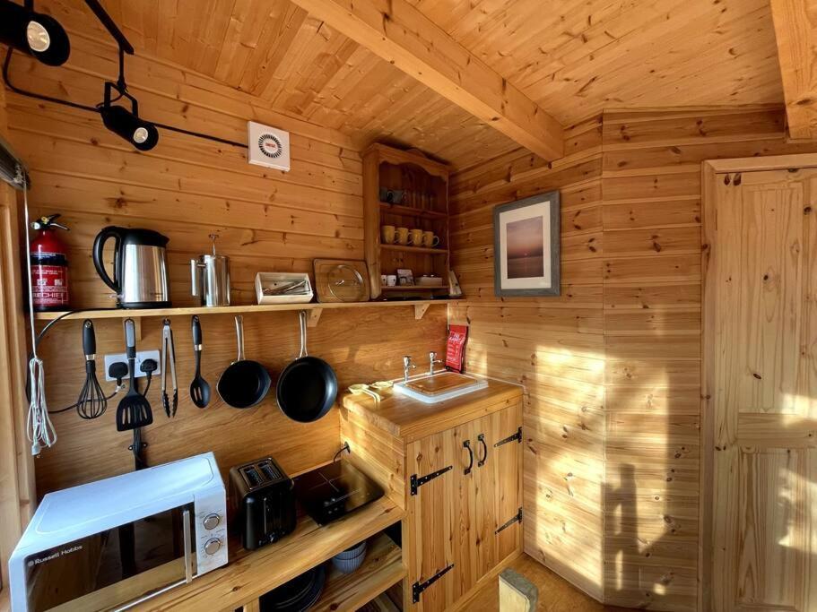 The Bee Hive Garden Room Dorchester Exterior photo