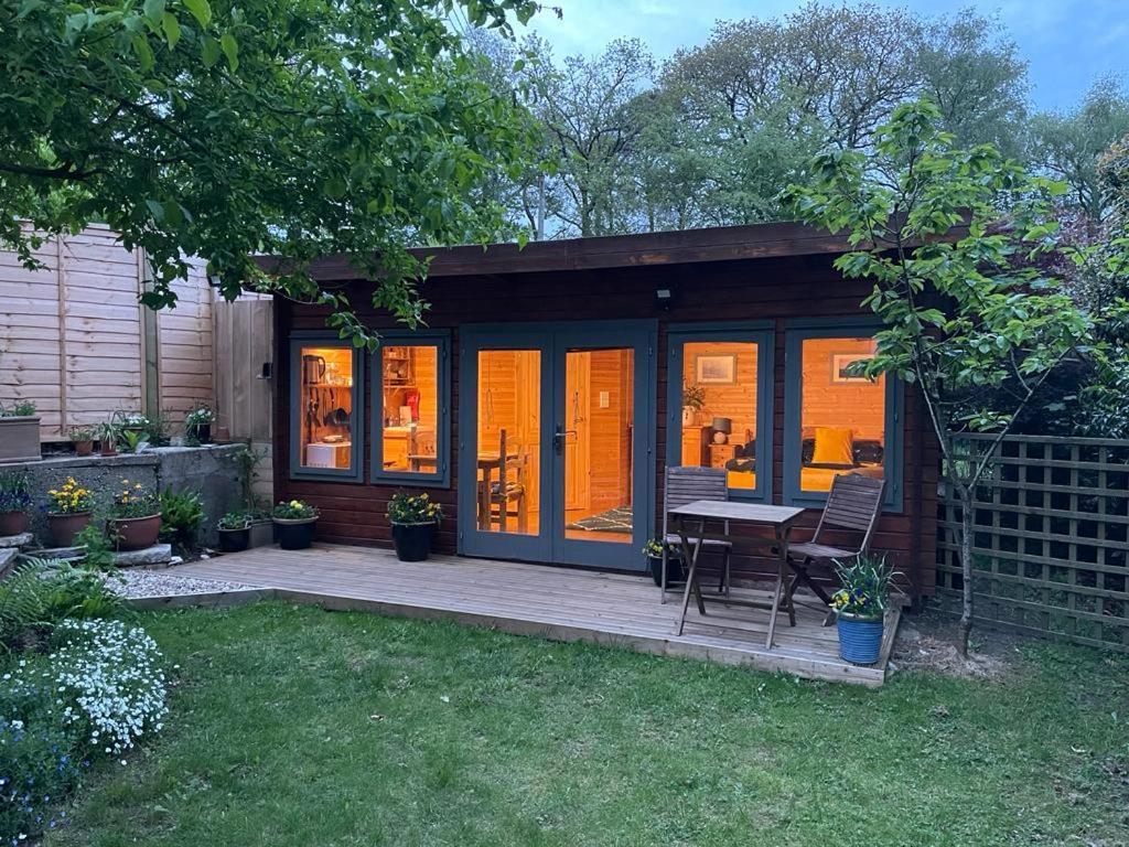 The Bee Hive Garden Room Dorchester Exterior photo
